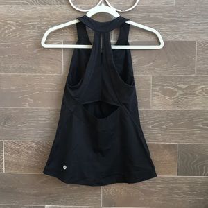 Lululemon workout top